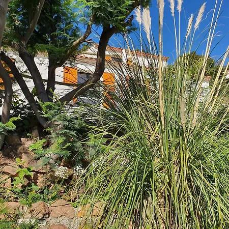 La Leontine Villa *